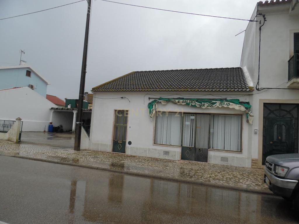 Edifício Comercial em Palmela - Oportunidade Única por 165.000€ - Image 1