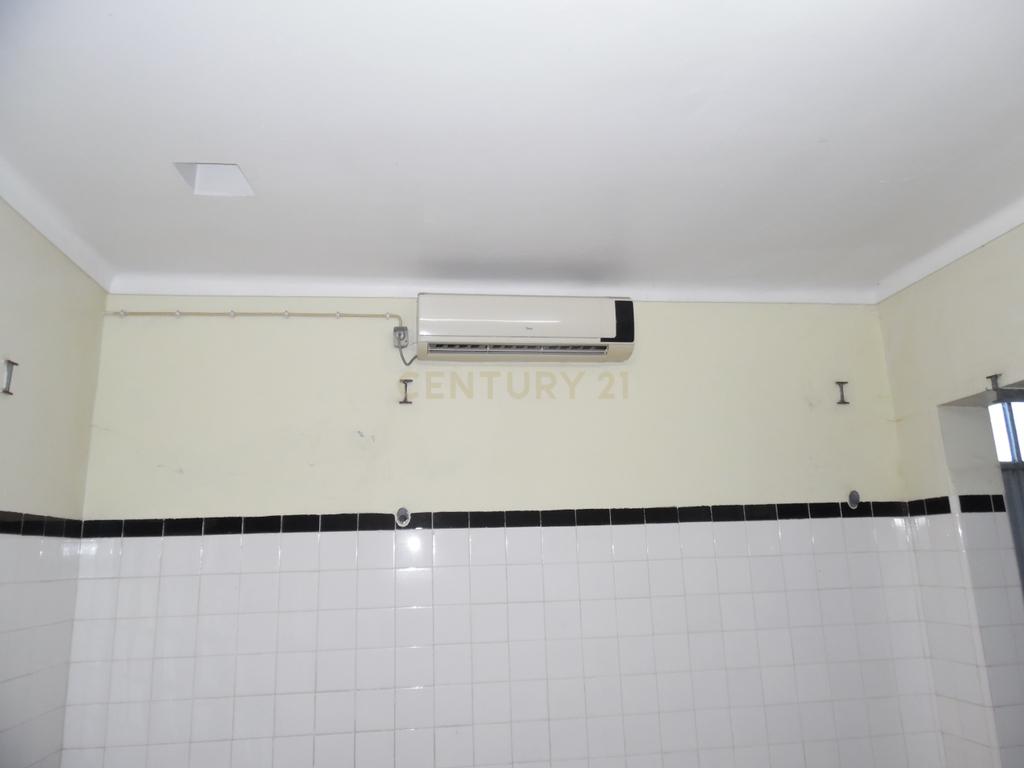 Edifício Comercial em Palmela - Oportunidade Única por 165.000€ - Image 29