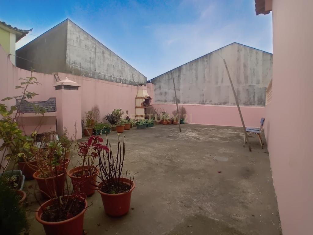 Exelente oportunidade! Moradia T4 localizada na freguesia dos Arrifes | Ponta Delgada | Ilha de São Miguel - Image 28