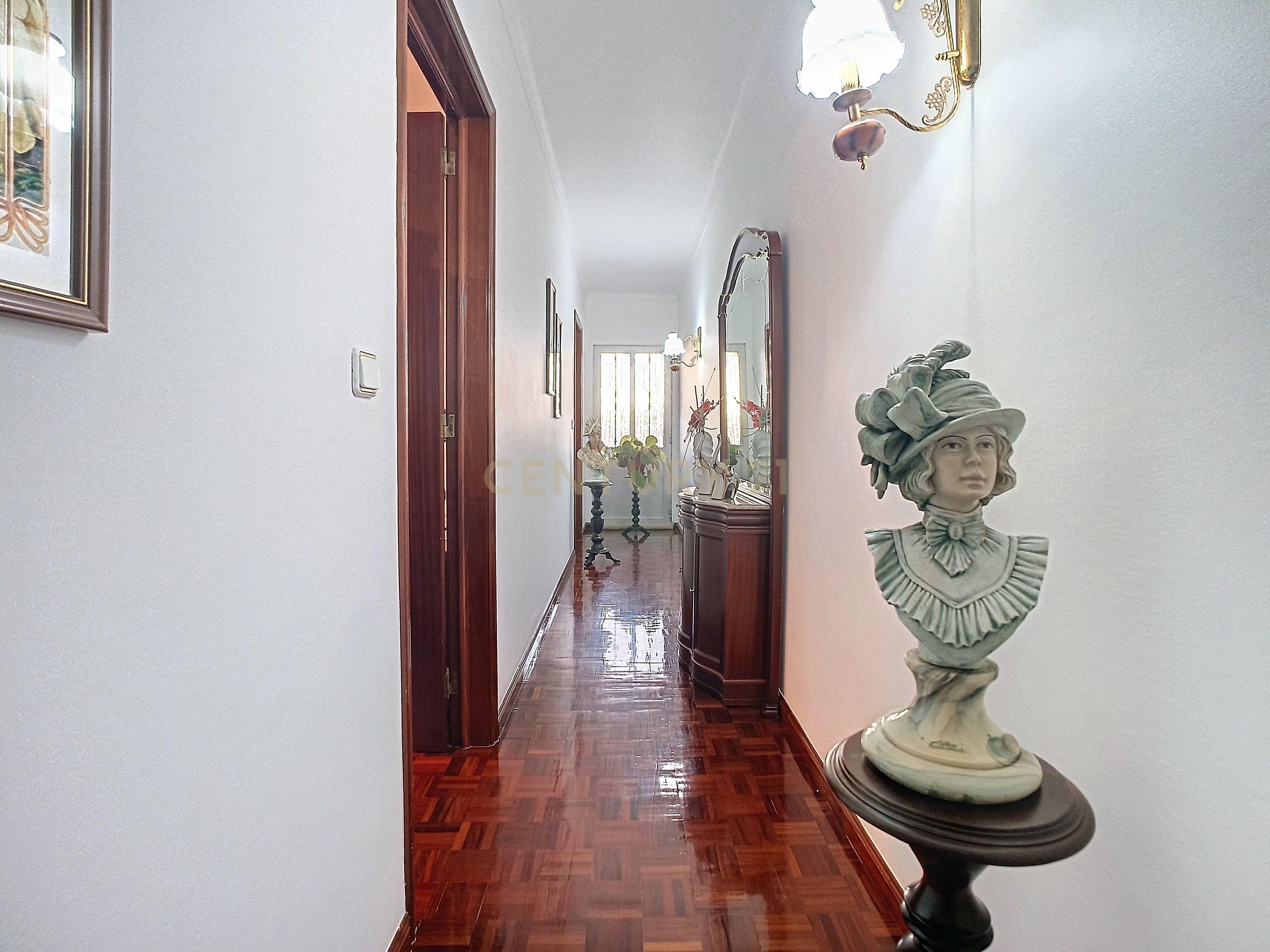 Exelente oportunidade! Moradia T4 localizada na freguesia dos Arrifes | Ponta Delgada | Ilha de São Miguel - Image 18