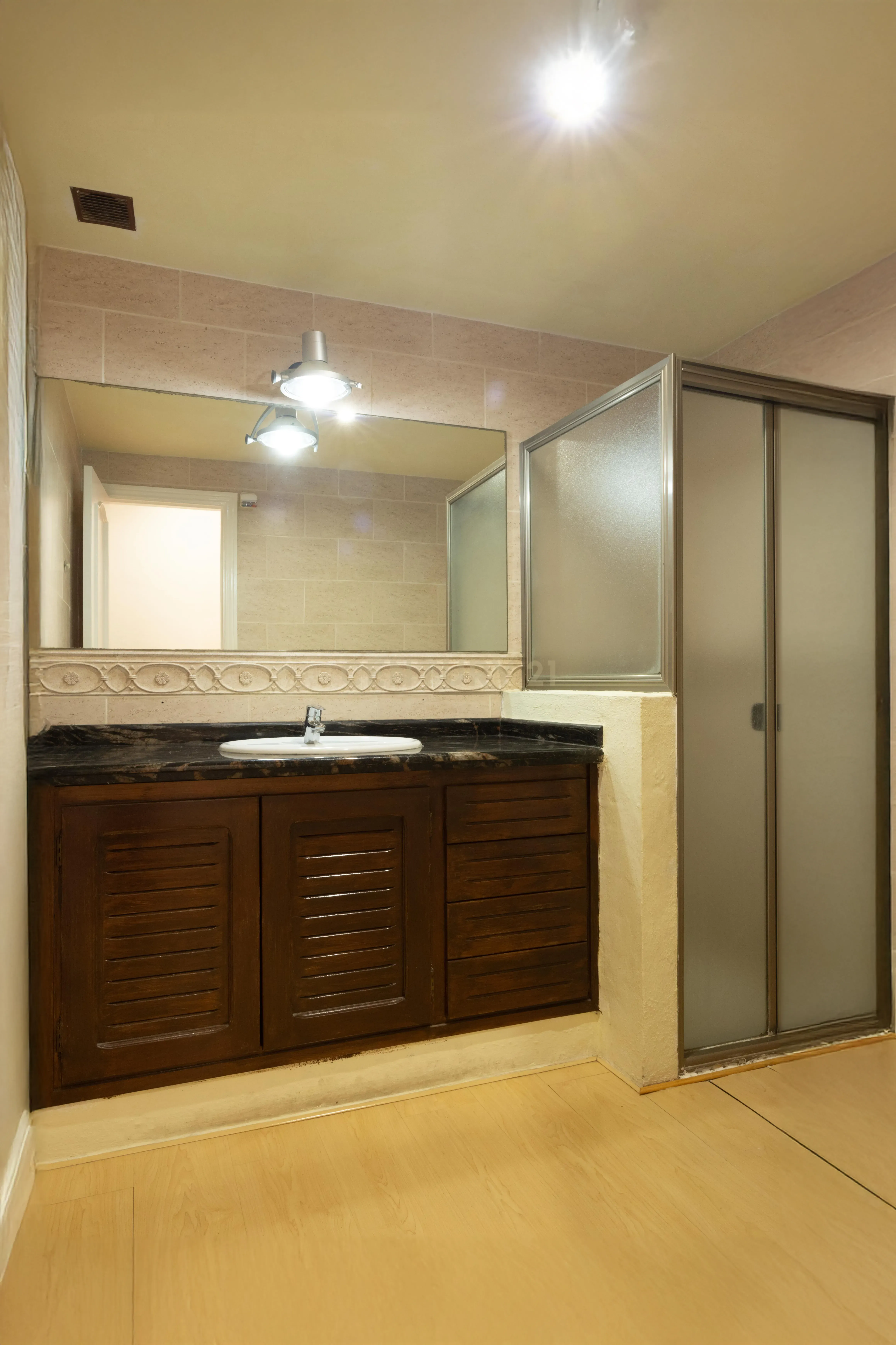 undefined - Image 11