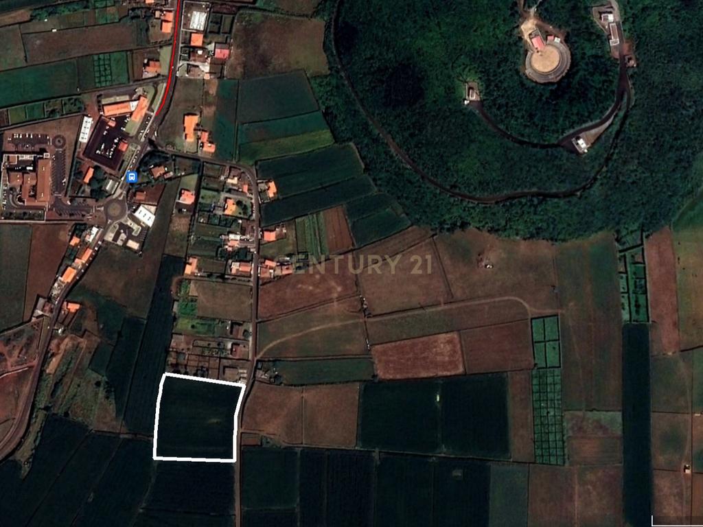 Excelente terreno com 9680 m2 em Santo Amaro - Santa Cruz da Graciosa - Image 1