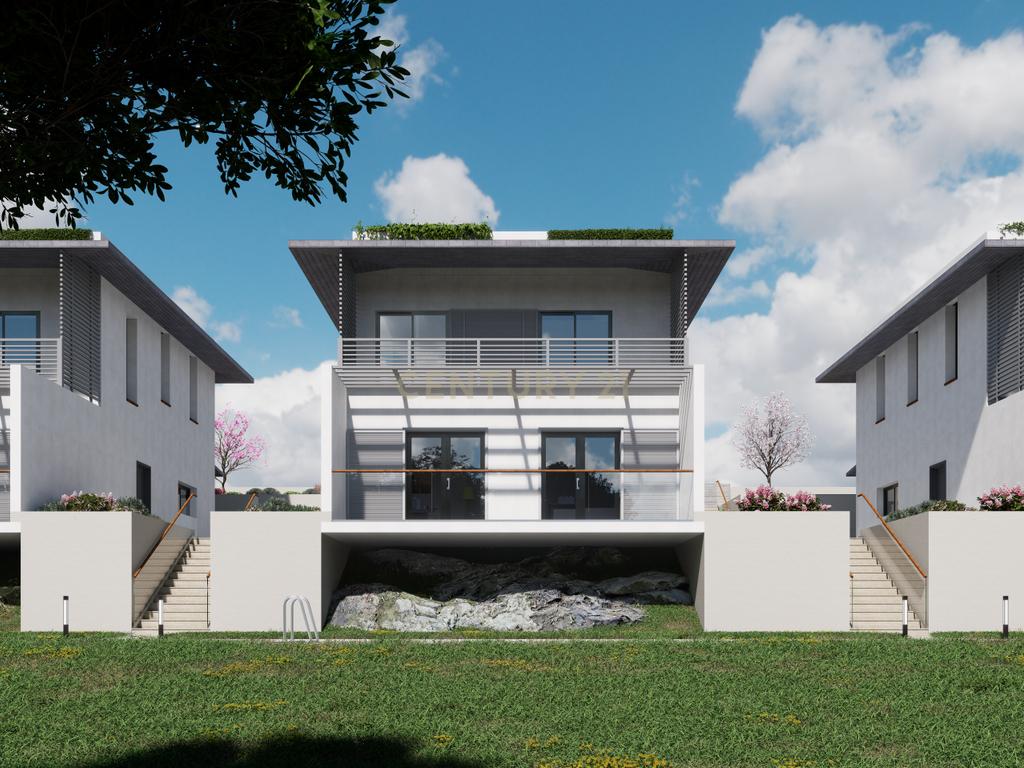 Terreno com Projeto Arquitetónico Aprovado para Quatro Moradias. - Image 2