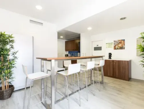 Escritórios Regus no Chiado | Desde 729 € para 4 pessoas | Variadas opções de escritório, coworking e lounge working no bairro mais elegante de Lisboa - Image 3