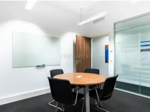 Escritórios Regus no Chiado | Desde 729 € para 4 pessoas | Variadas opções de escritório, coworking e lounge working no bairro mais elegante de Lisboa - Image 5