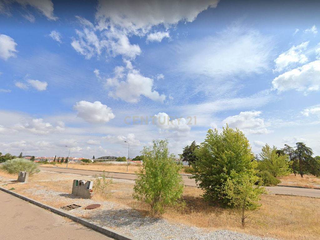 Lote de terreno para construção habitacional - Image 1