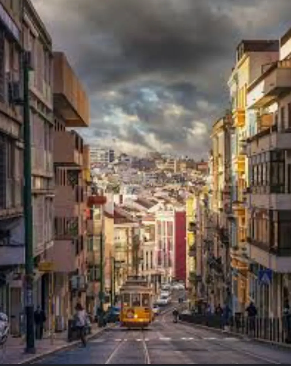 Loja em Lisboa com Acessibilidade e Garagem - 219.5m² - Image 7