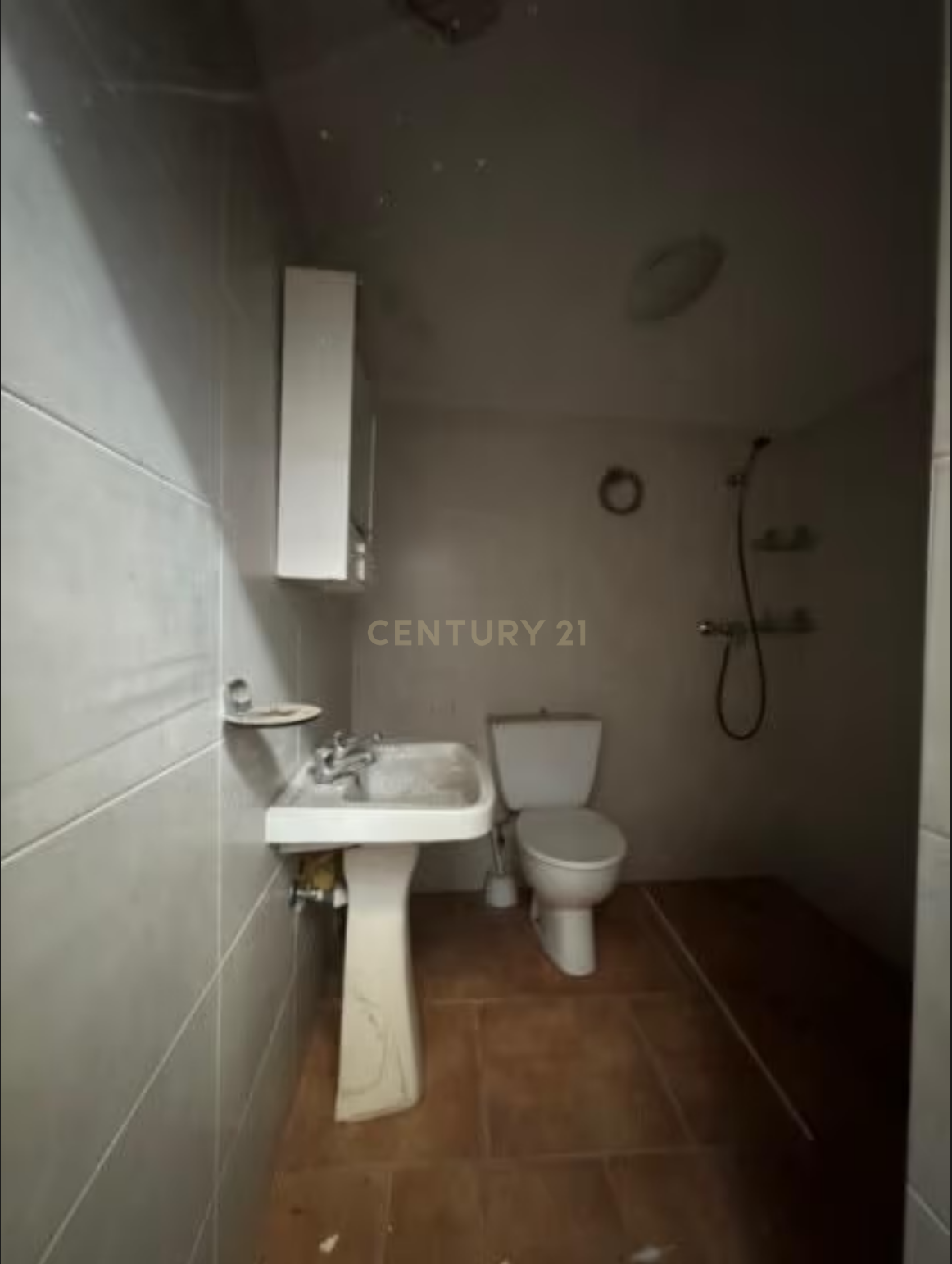 undefined - Image 5