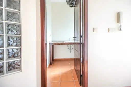 MORADIA T4 COM PISCINA - Image 49