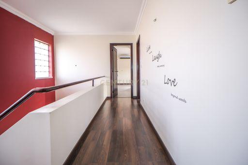 MORADIA T4 COM PISCINA - Image 10