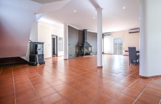 MORADIA T4 COM PISCINA - Image 62