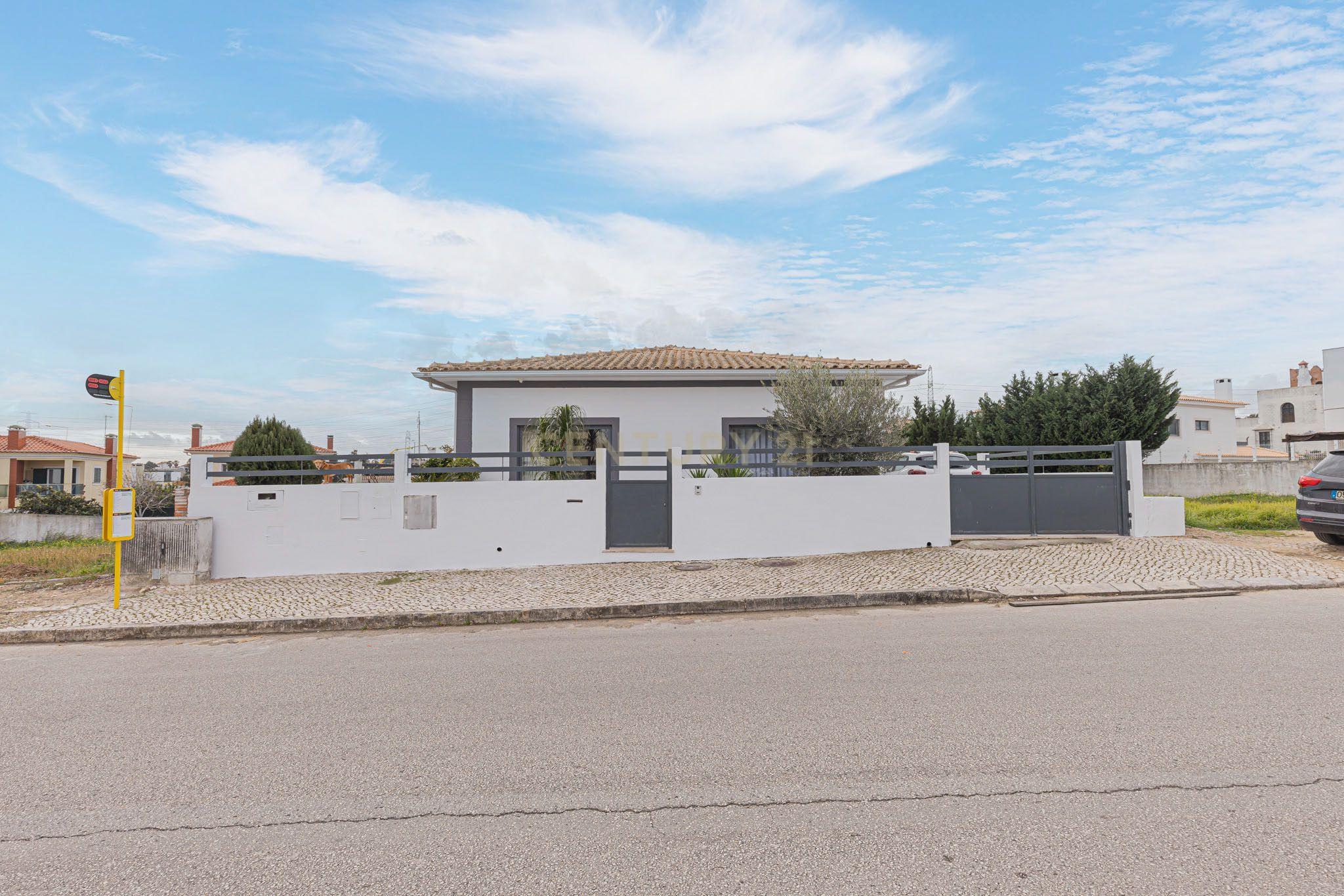 Moradia Térrea T4 em Setúbal - Image 6