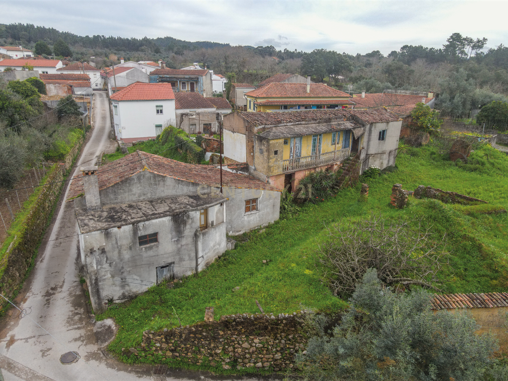 Propriedade com excelente potencial de reconstrução - Image 6