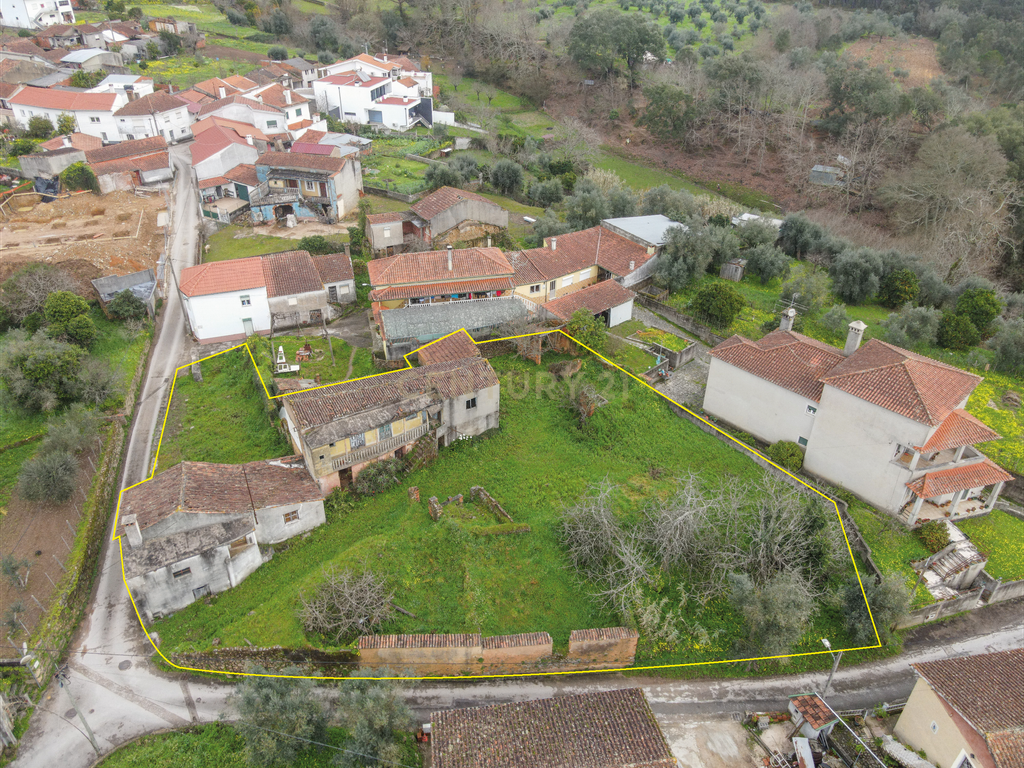 Propriedade com excelente potencial de reconstrução - Image 5