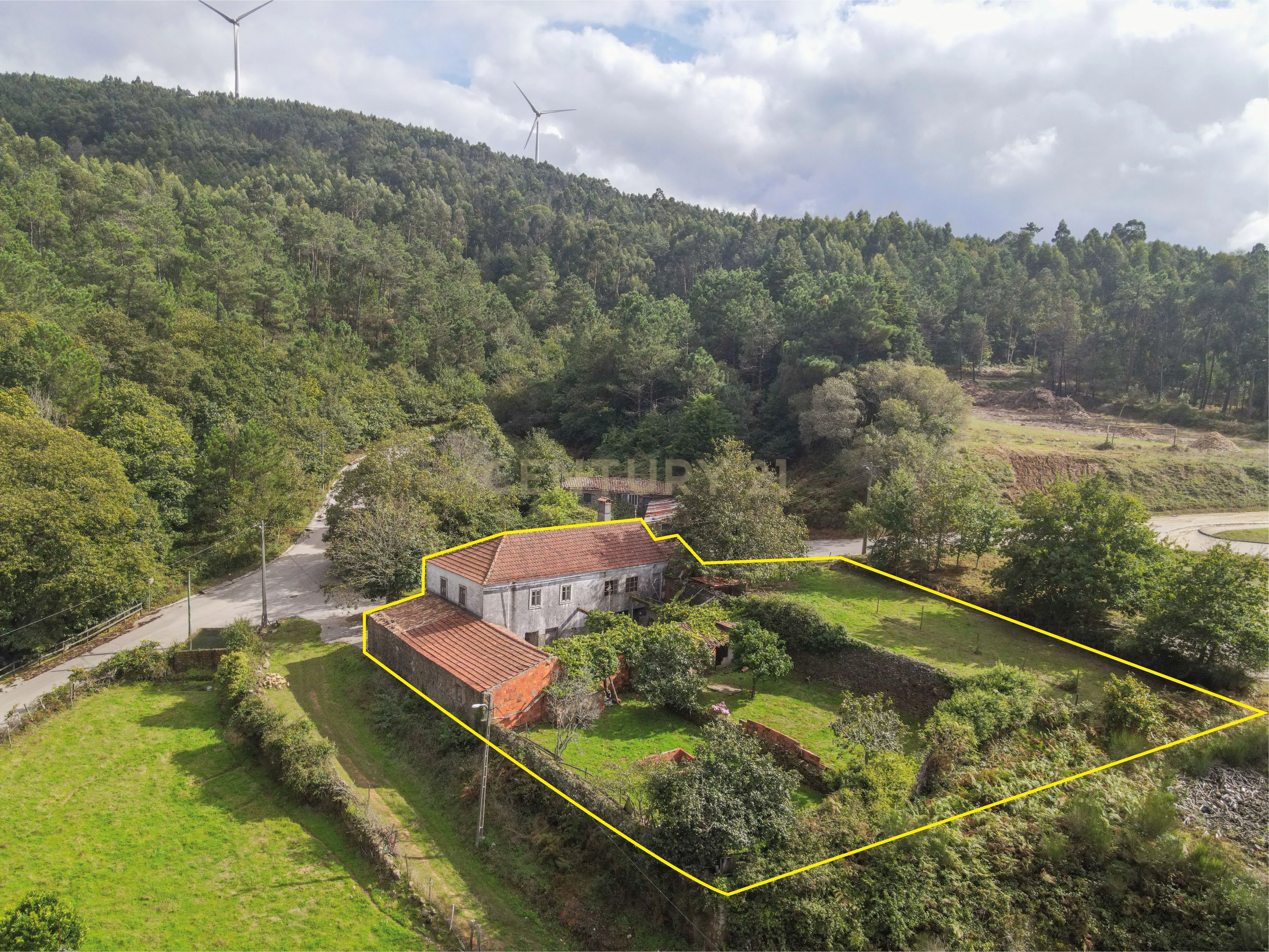 Moradia T3 com terreno e poço - Image 32