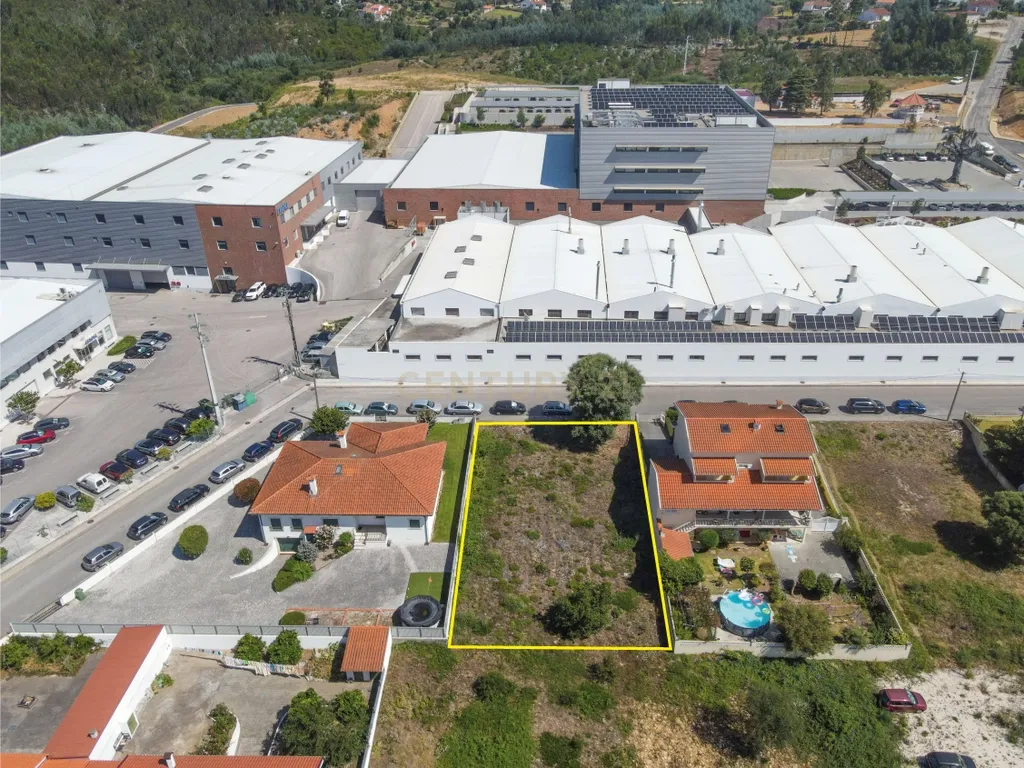 Lote de terreno urbano - Serpins - Image 1