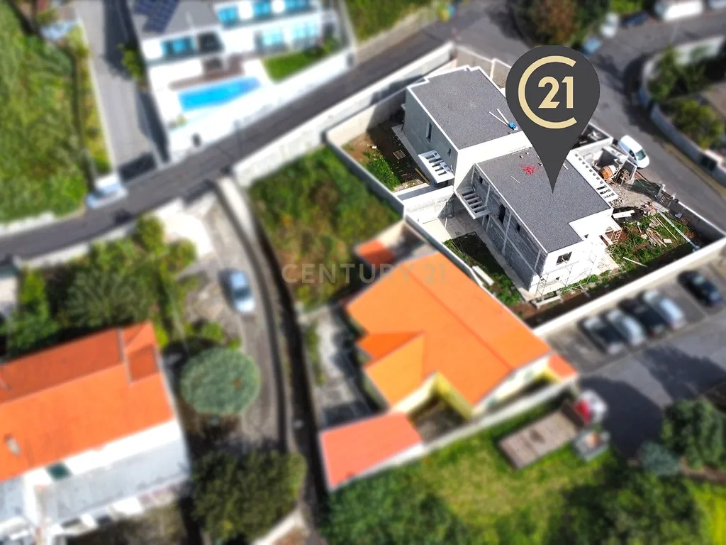 Moradia T3 - São Roque - Image 25