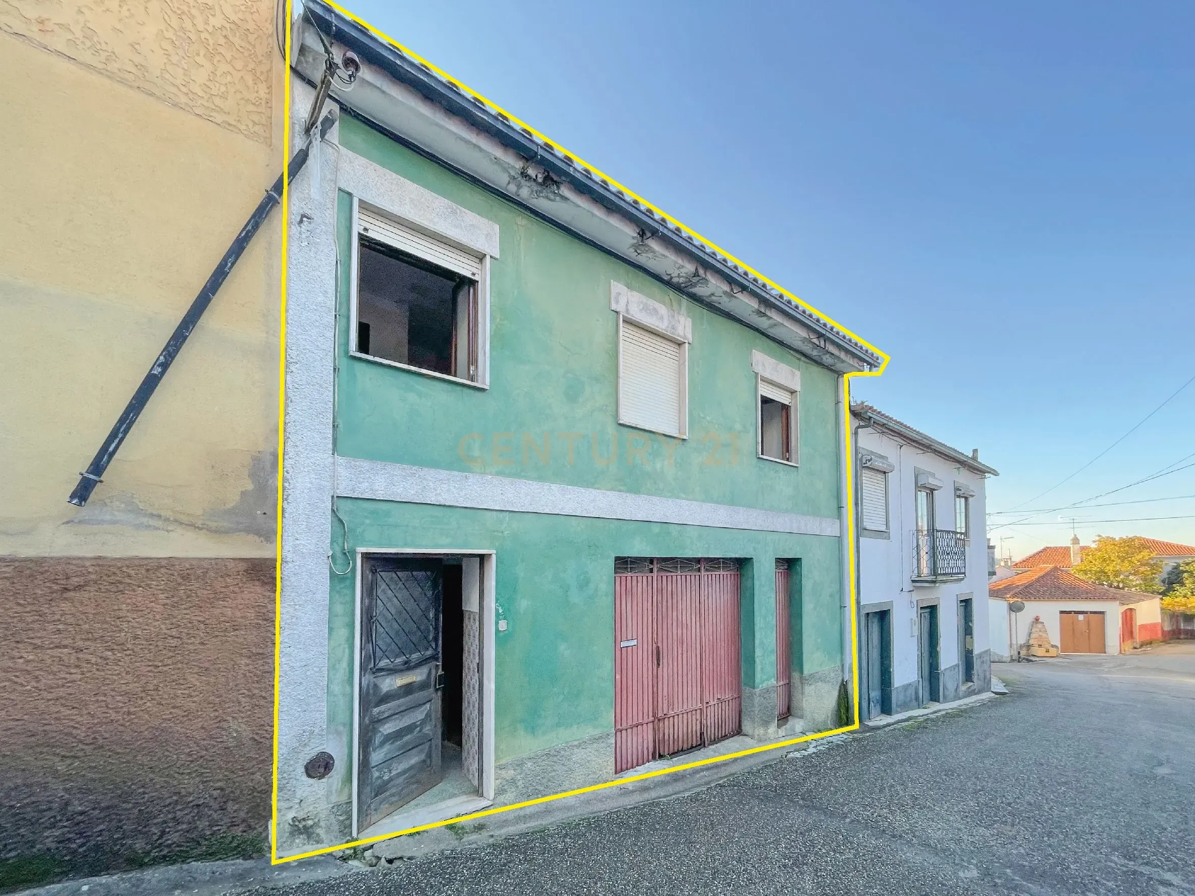 Moradia em Vila Nova - Miranda do Corvo - Image 1