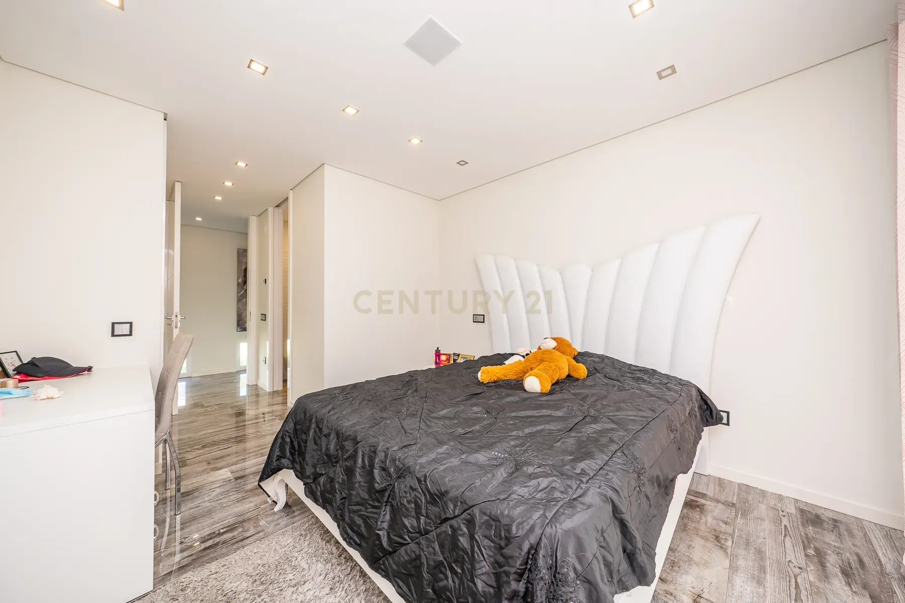 Extraordinária Moradia de Luxo T6 + 1 com Piscina e Jacuzzi , Quinta da Serralheira, Setúbal - Image 16