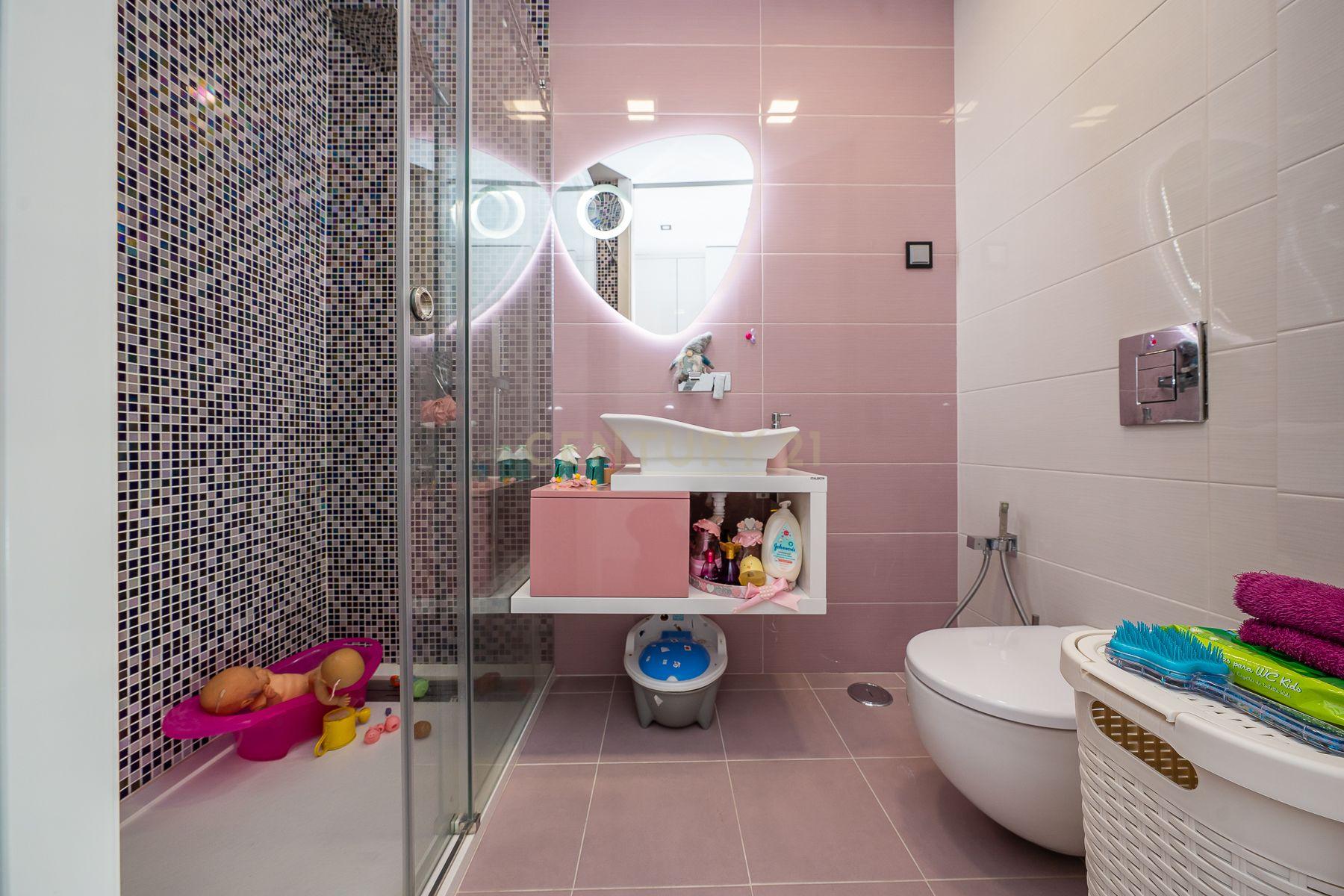 Extraordinária Moradia de Luxo T6 + 1 com Piscina e Jacuzzi , Quinta da Serralheira, Setúbal - Image 9