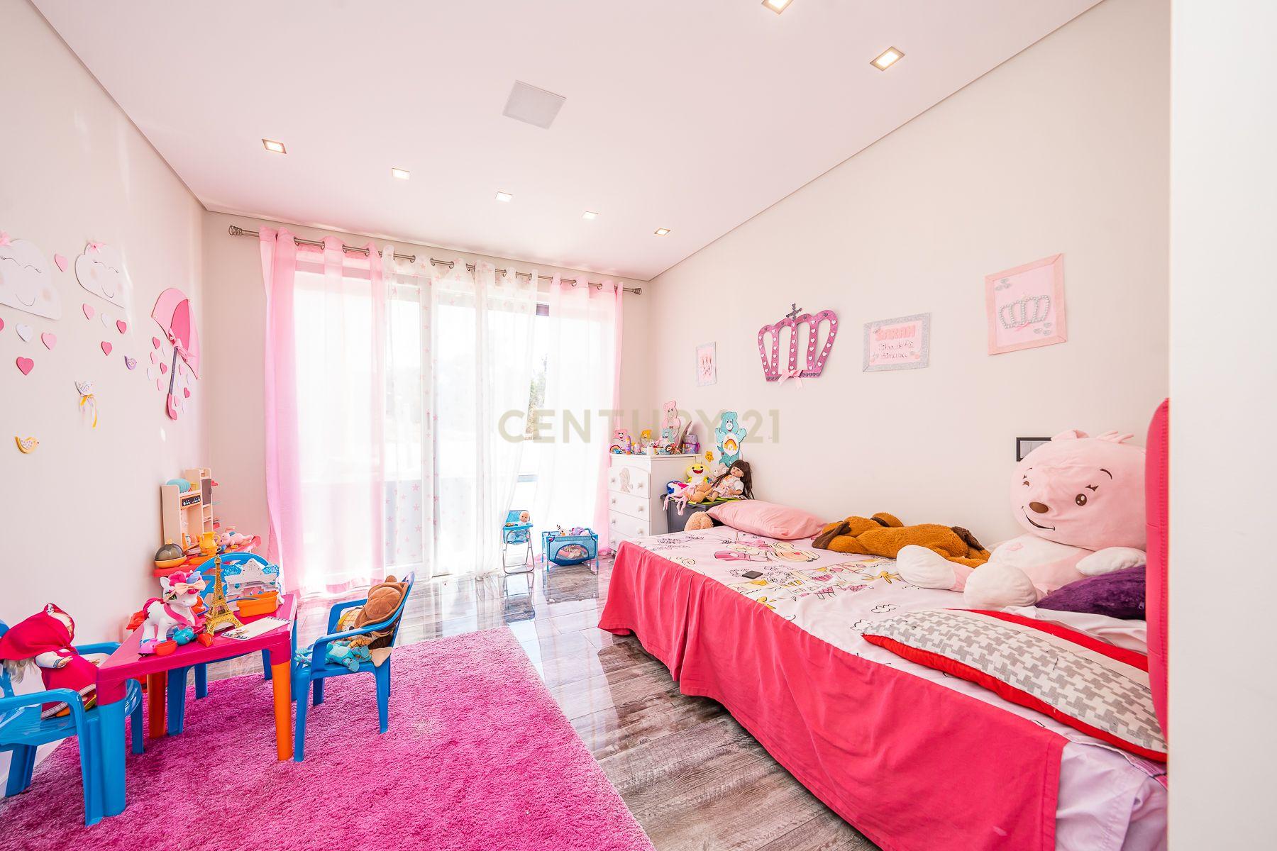 Extraordinária Moradia de Luxo T6 + 1 com Piscina e Jacuzzi , Quinta da Serralheira, Setúbal - Image 8