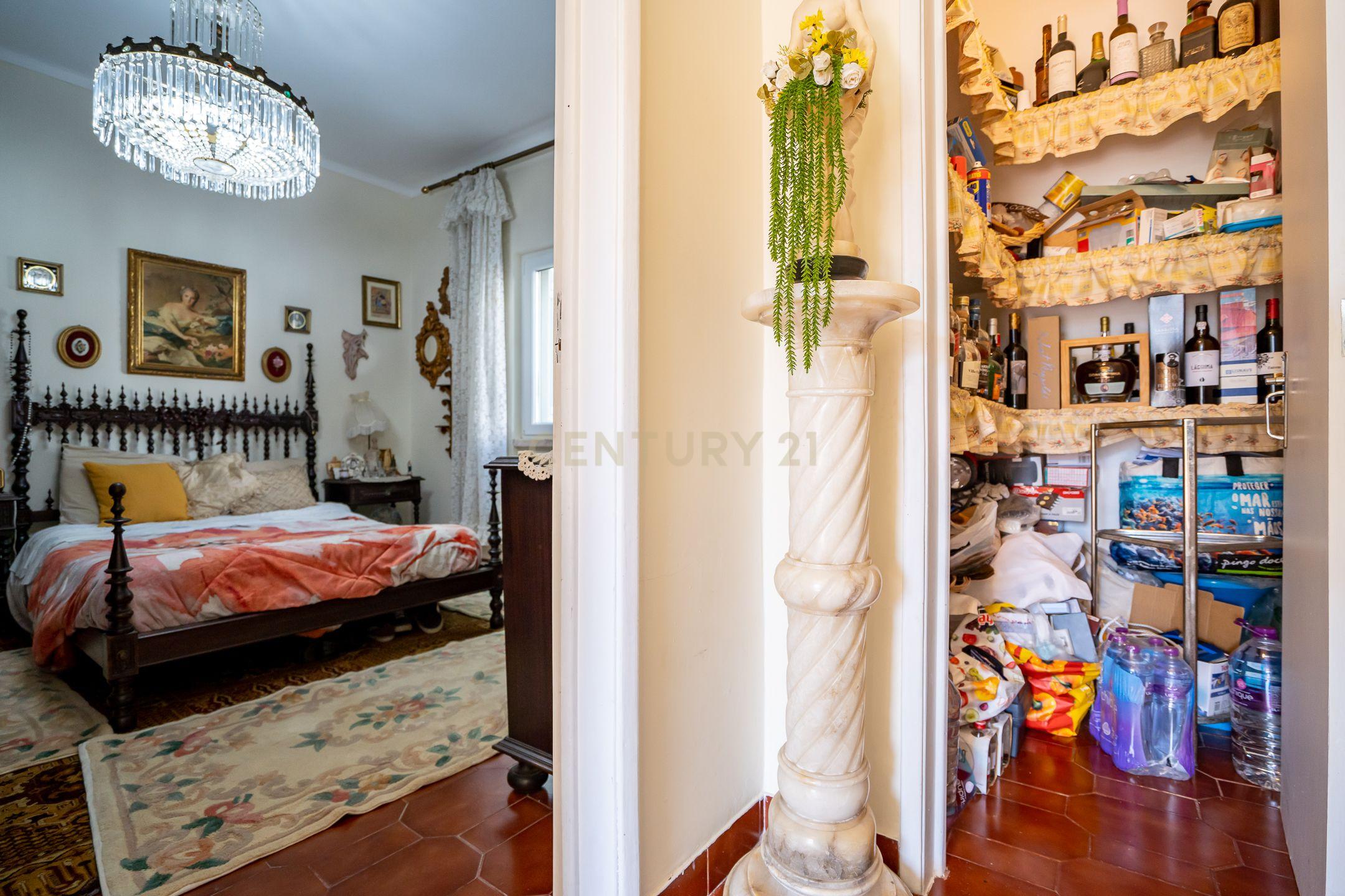 Encanto Rústico em Setúbal: Casa T3 com Quinta Acolhedora - Image 22