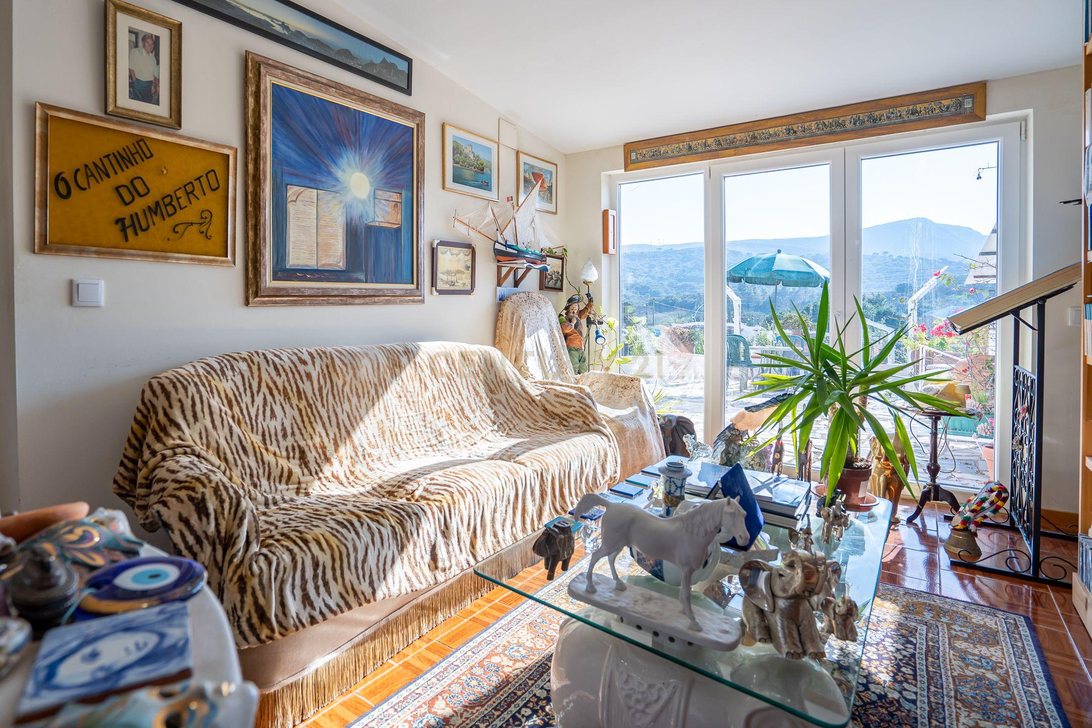 Encanto Rústico em Setúbal: Casa T3 com Quinta Acolhedora - Image 27