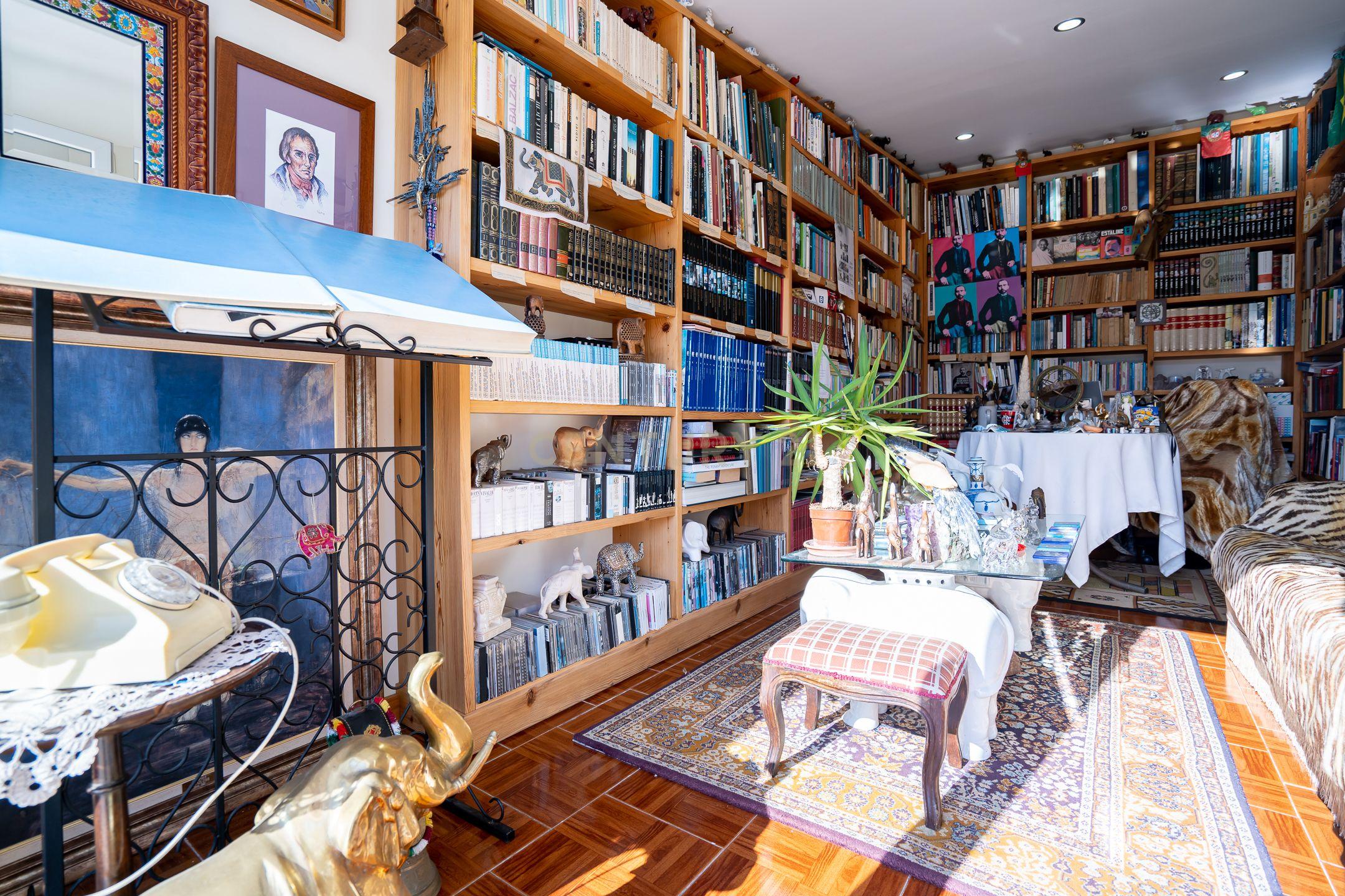 Encanto Rústico em Setúbal: Casa T3 com Quinta Acolhedora - Image 28