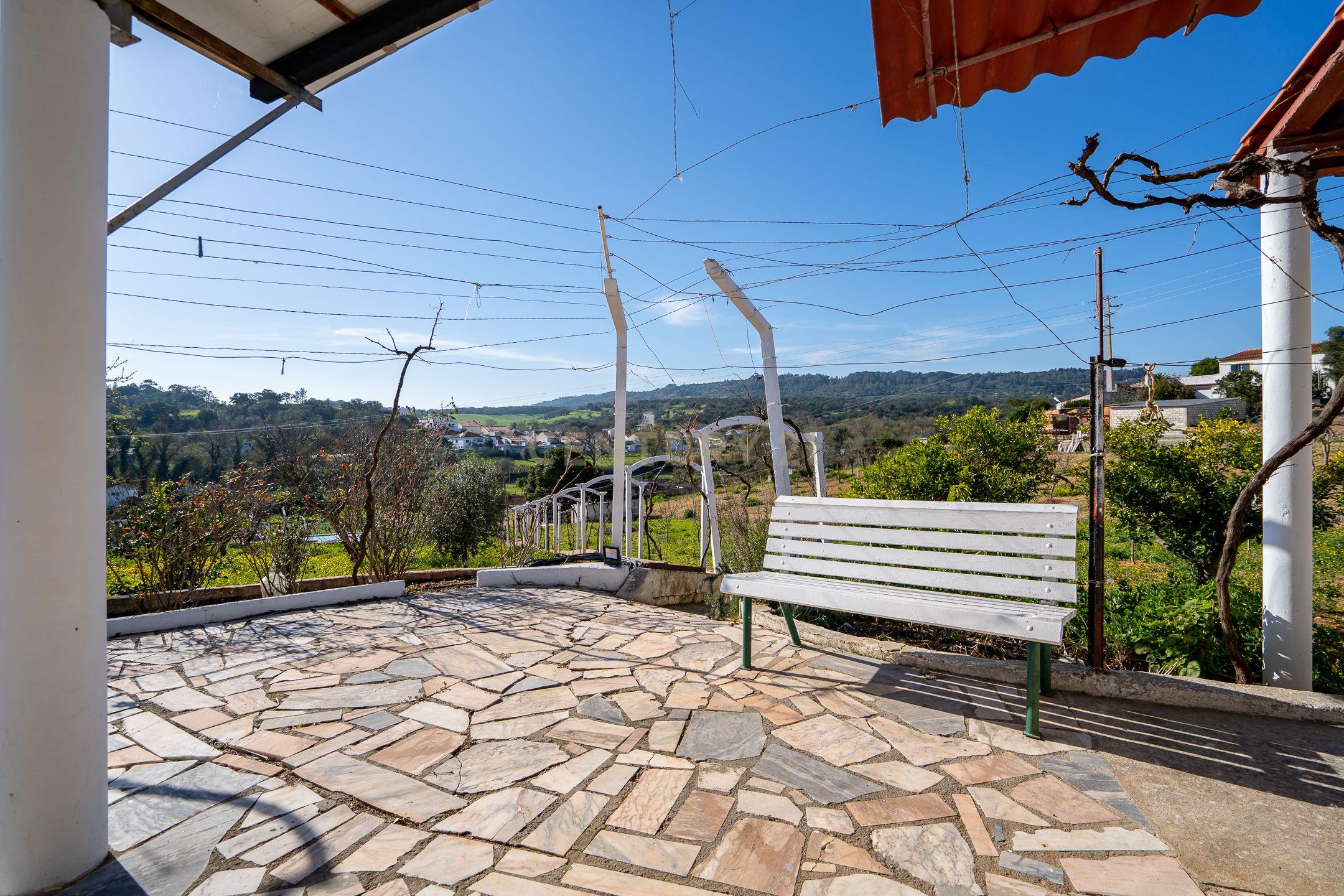 Encanto Rústico em Setúbal: Casa T3 com Quinta Acolhedora - Image 35