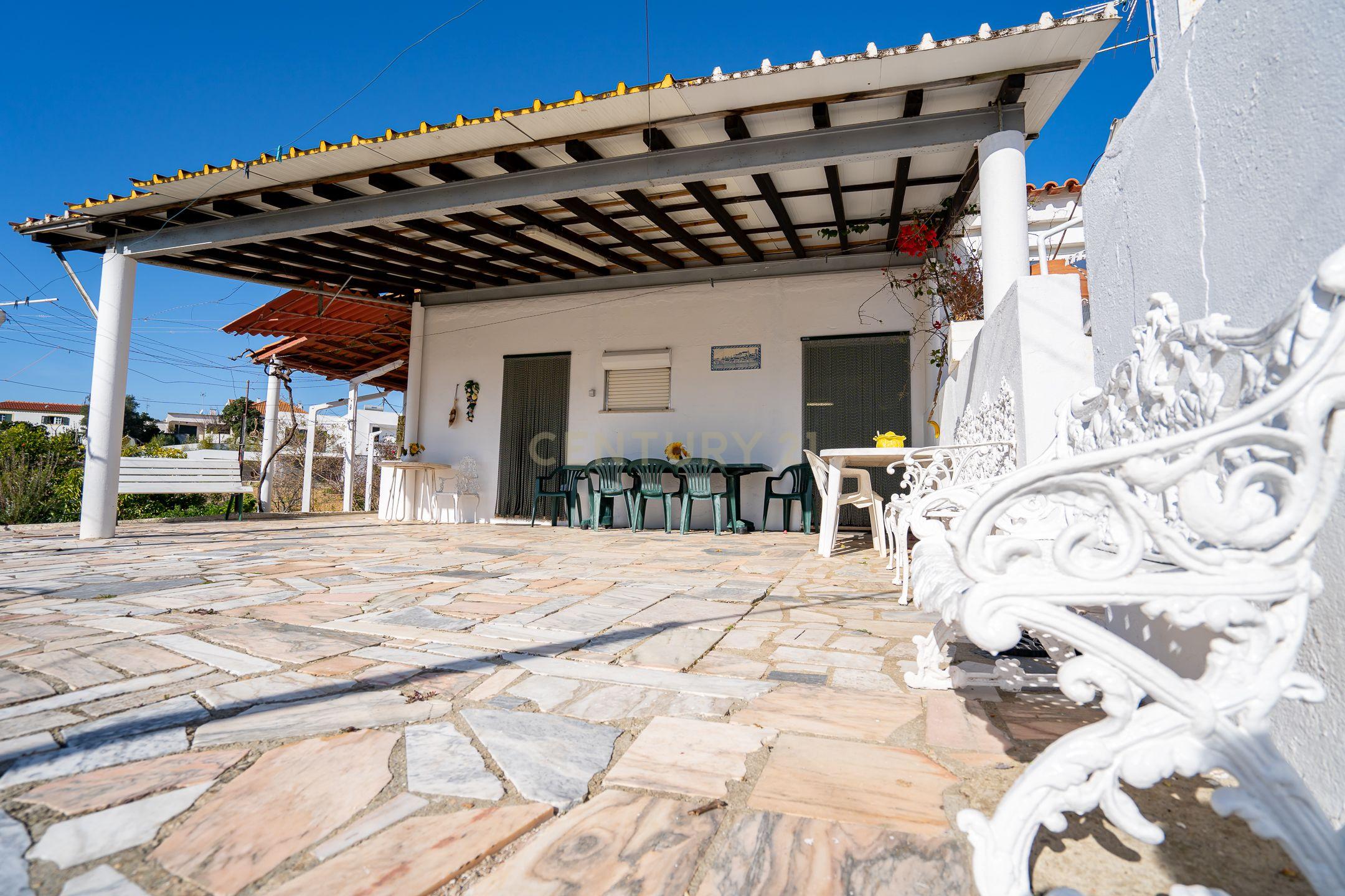 Encanto Rústico em Setúbal: Casa T3 com Quinta Acolhedora - Image 38