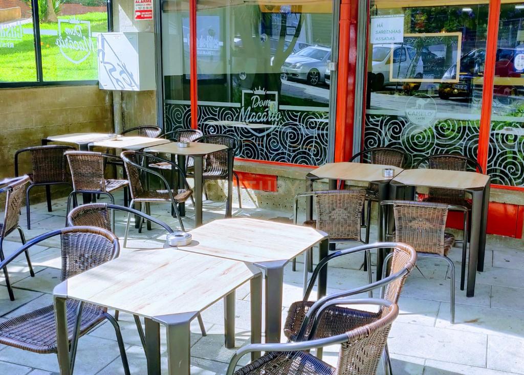 Restaurante Snack-Bar remodelado em Monte Abraão, clientes regulares e fidelizados - Image 12