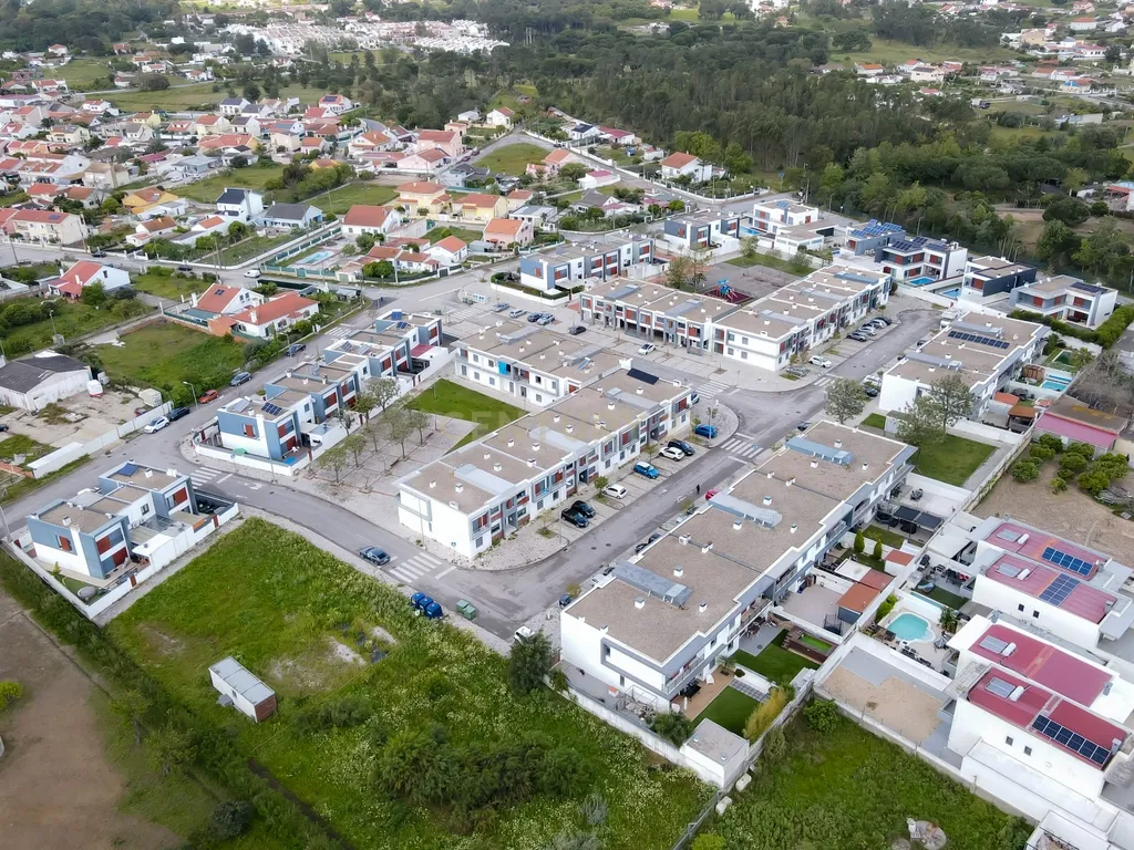 Futuro Apartamento T3, Urbanização Quinta da Torre, Palmela - Image 21