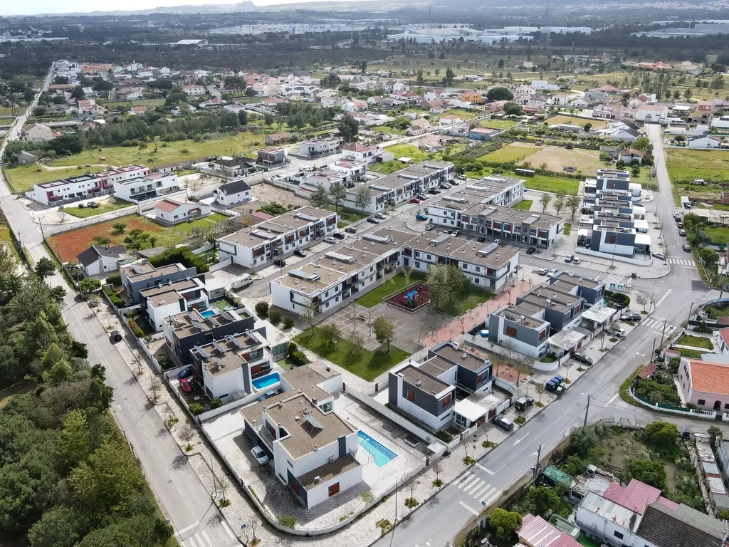 Futuro Apartamento T3, Urbanização Quinta da Torre, Palmela - Image 24