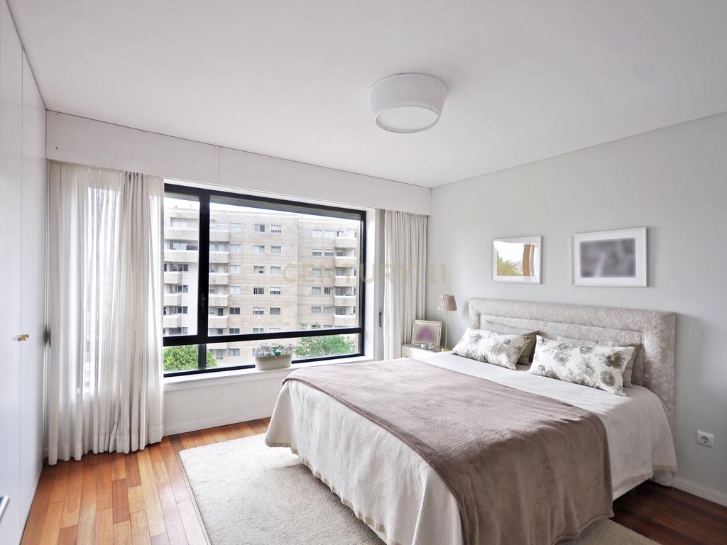 Apartamento T3, Lordelo do Ouro, Porto - Image 26