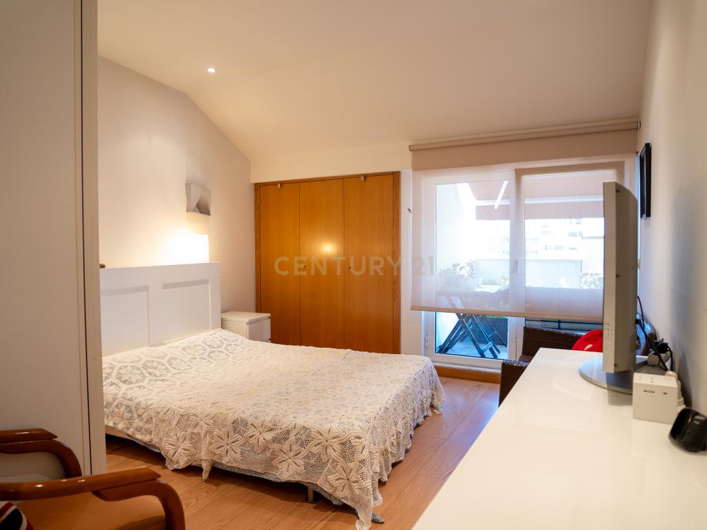 Apartamento com Terraço T2  de Charme em Benfica - Excelência e Conforto - Image 20