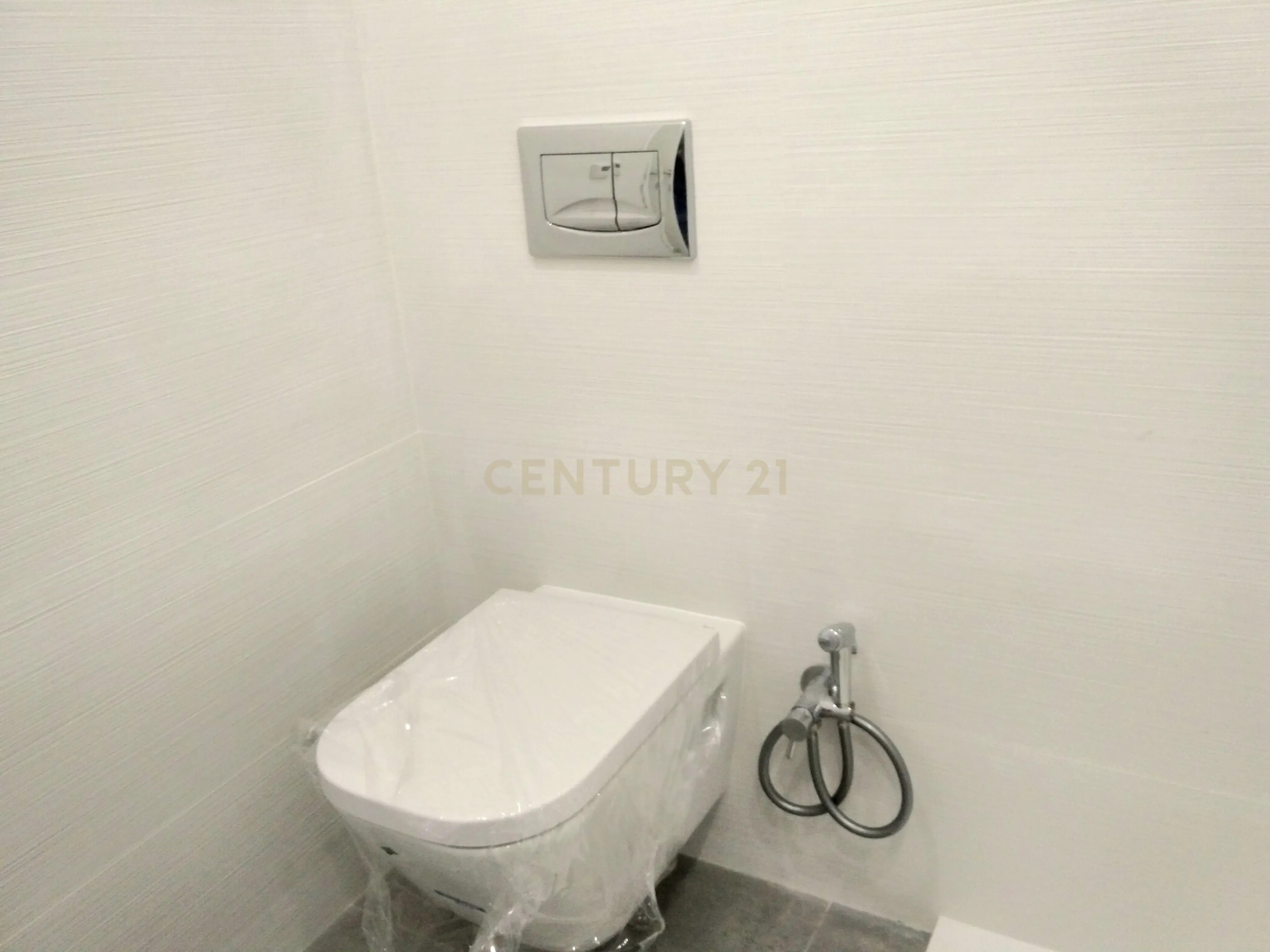 Apartamento T4 totalmente renovado junto à Casa da Música - Image 24