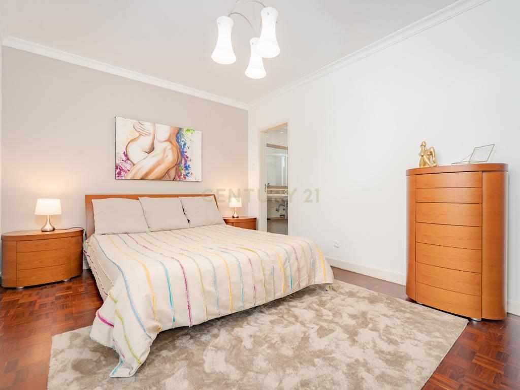 Apartamento T2 Mobilado e Equipado na Achada - Viva com Comodidade - Image 13