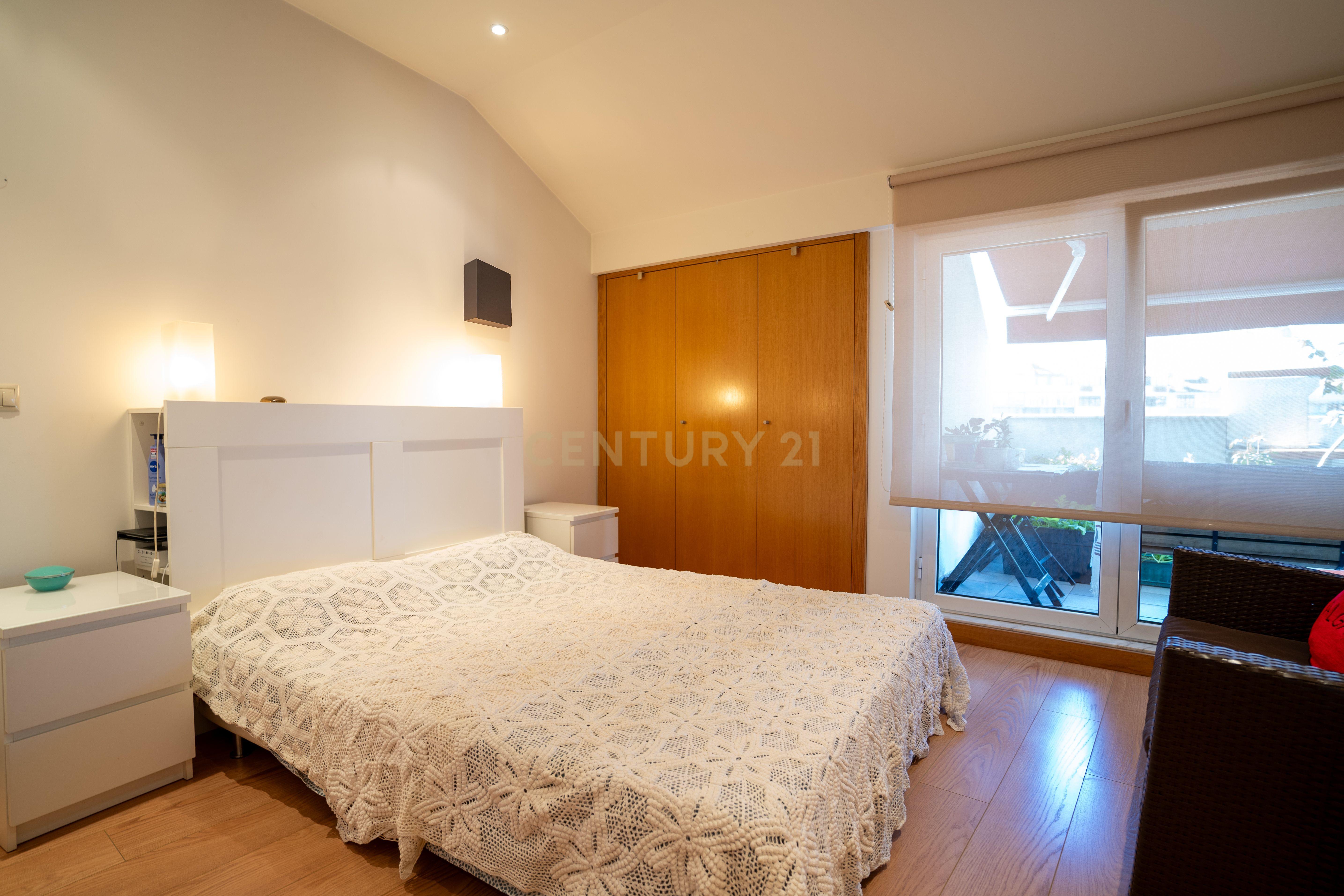 Apartamento com Terraço T2 de Charme em Benfica - Excelência e Conforto - Image 17