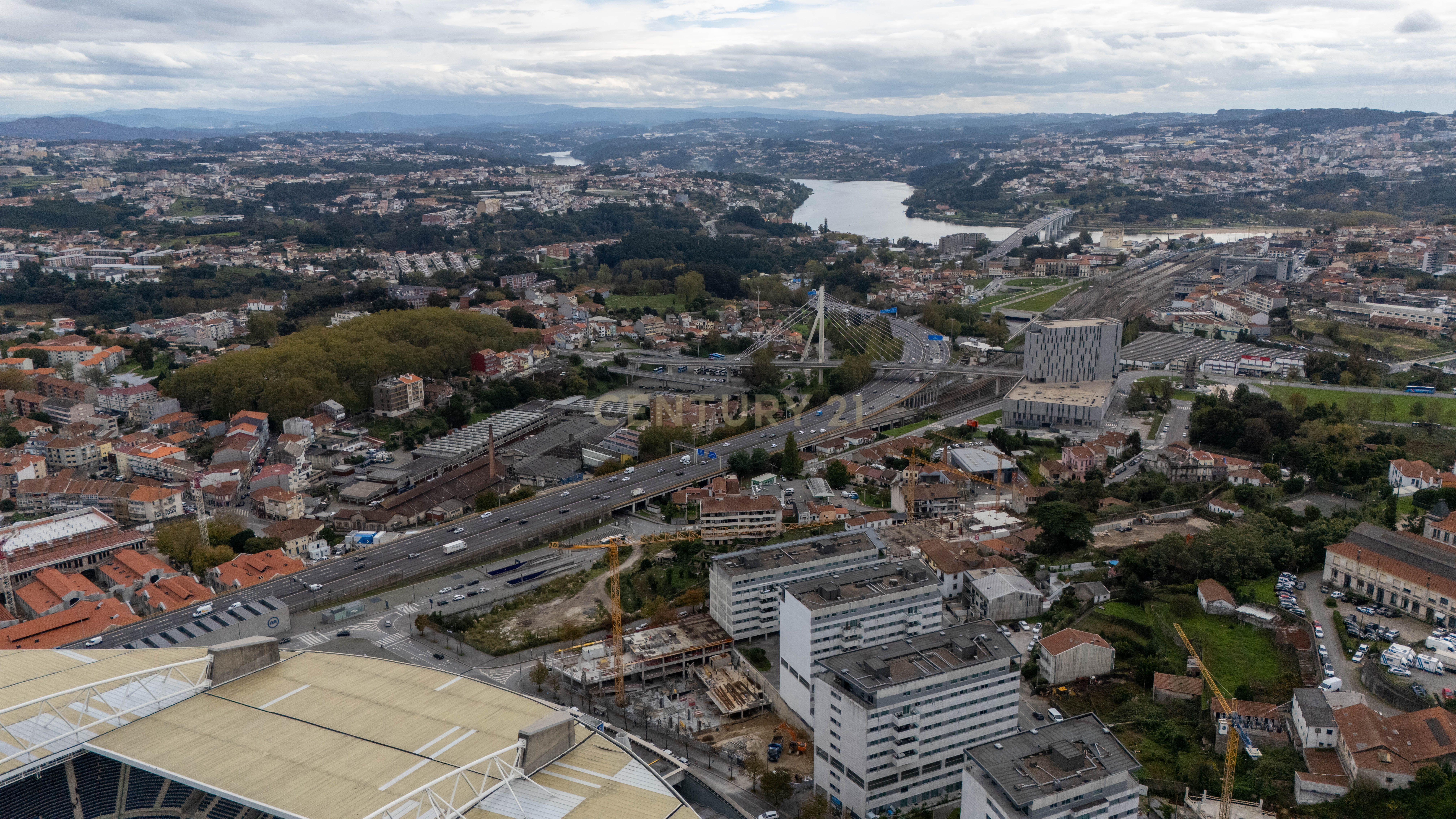 Apartamento T1 - Estádio do Dragão. - Image 11