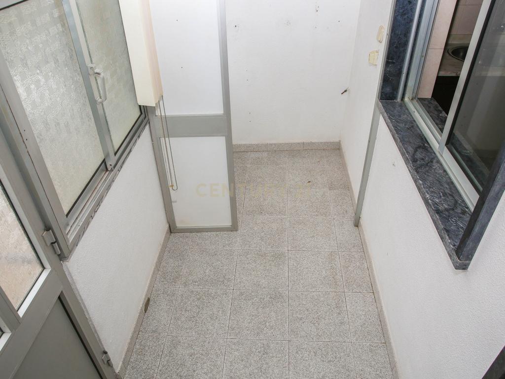 Prédio em Propriedade Total - Habitação e Comércio - Image 83
