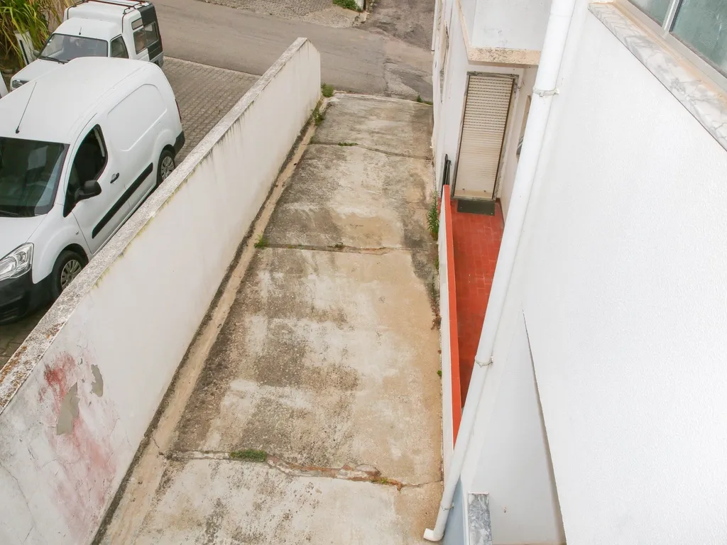 Prédio em Propriedade Total - Habitação e Comércio - Image 88