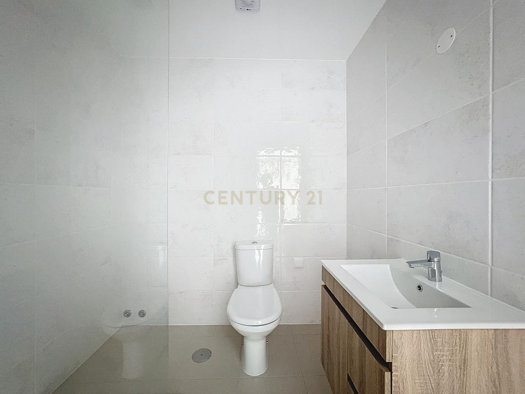Novo Apartamento Duplex em Nazaré: A Sua Próxima Casa - Image 12