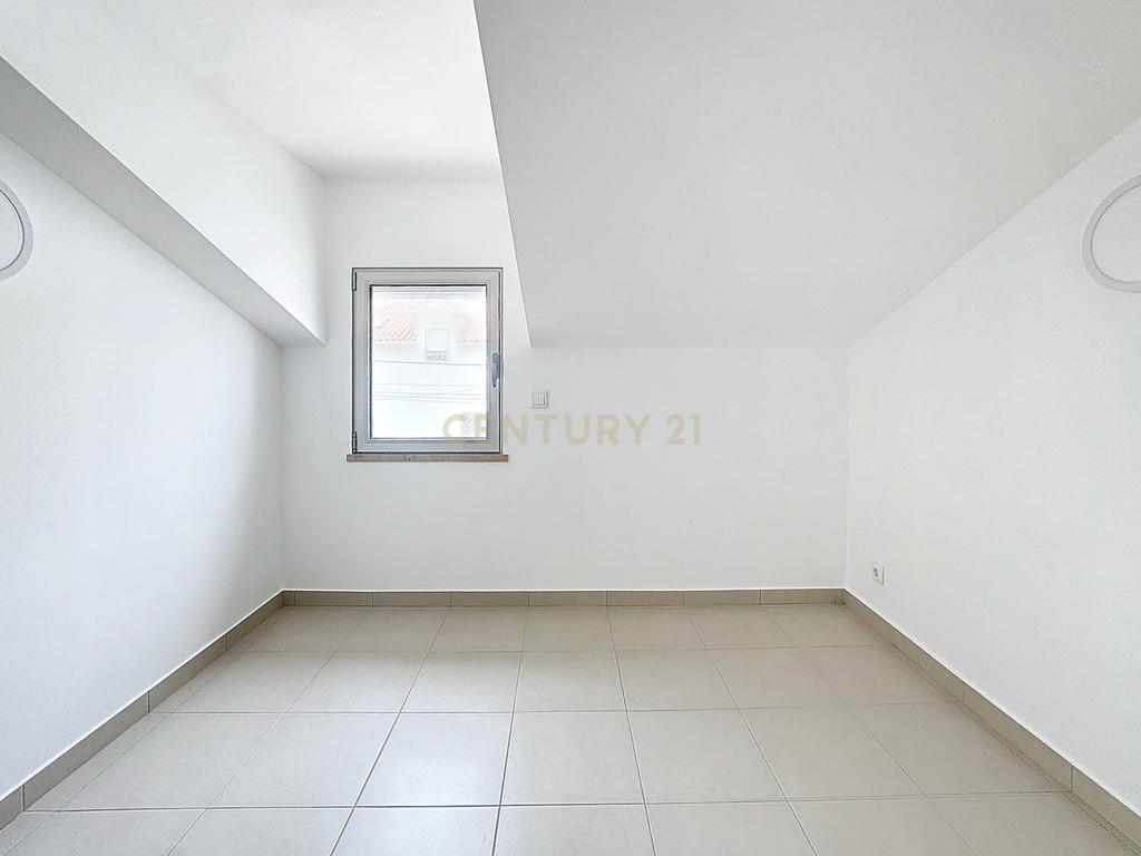 Novo Apartamento Duplex em Nazaré: A Sua Próxima Casa - Image 22