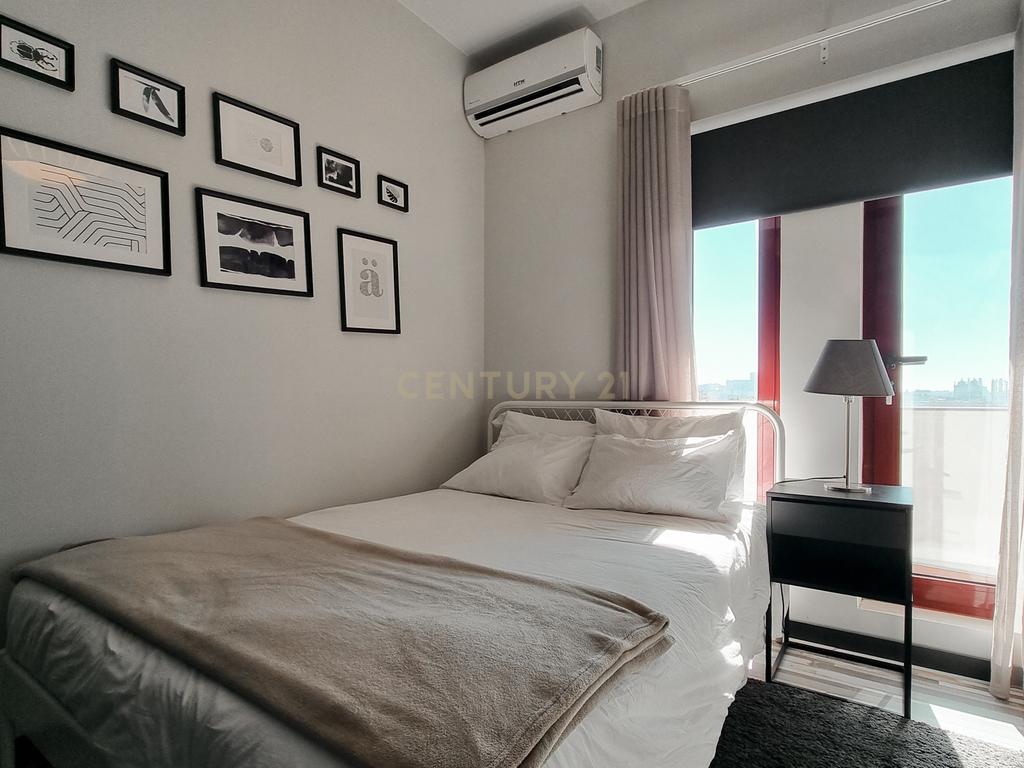 DOIS APARTAMENTOS T2 + T2  RECUADOS - Rua Ateneu Comercial do Porto - Image 8