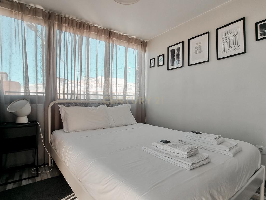 DOIS APARTAMENTOS T2 + T2  RECUADOS - Rua Ateneu Comercial do Porto - Image 22