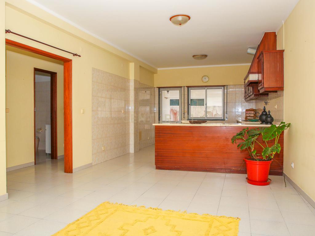 Prédio em Propriedade Total - Habitação e Comércio - Image 50
