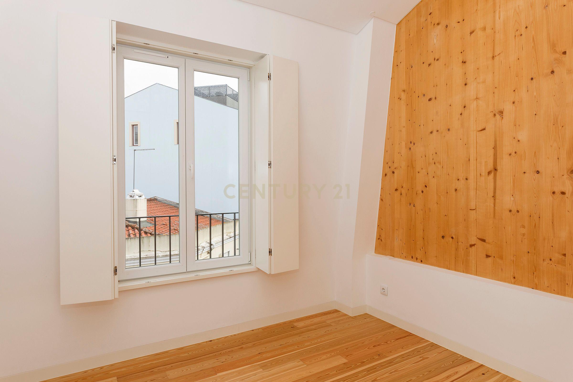 Apartamento T2 Novo em Campolide - Image 6