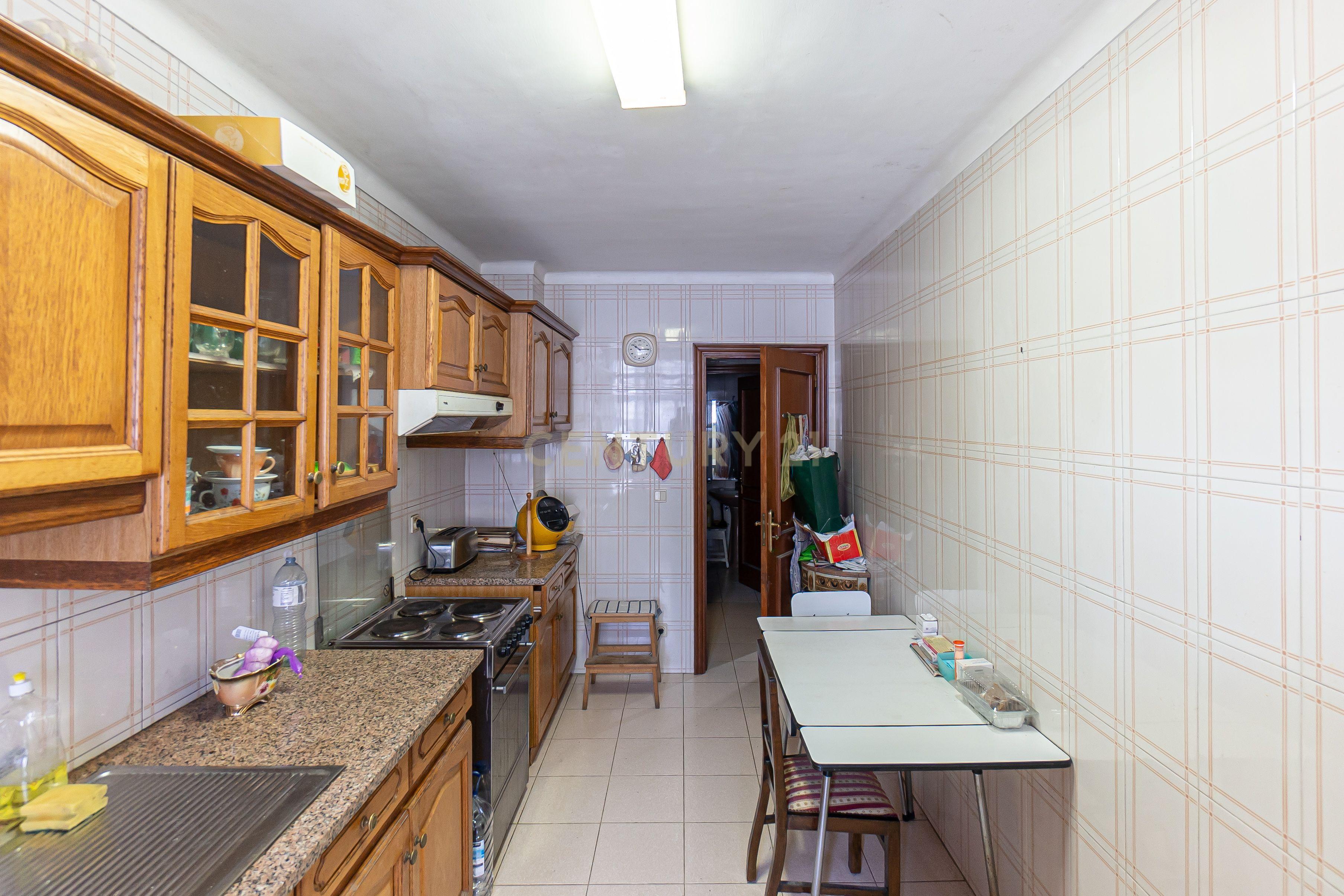 Venda de Apartamento T2 no Porto - Image 8