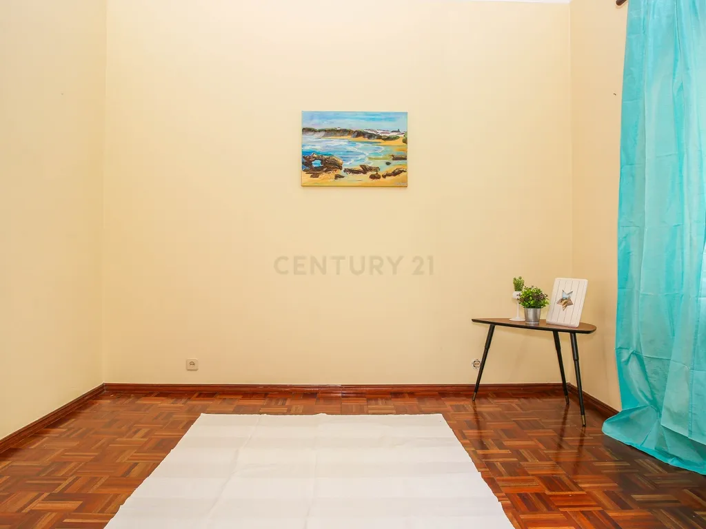 Prédio em Propriedade Total - Habitação e Comércio - Image 64