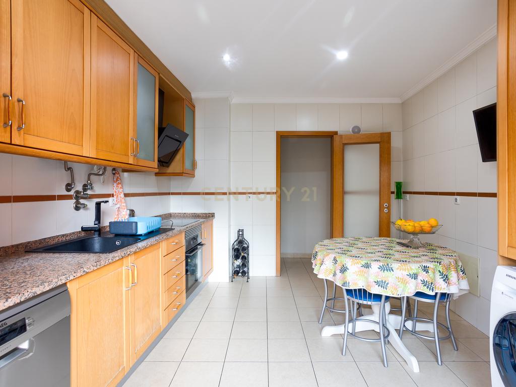Apartamento T2, Localizado em Odivelas, Colinas do Cruzeiro - Image 7